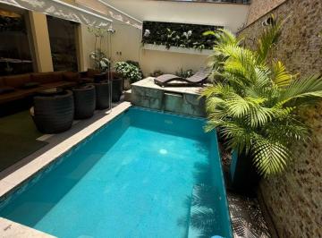 Casa de 5 habitaciones, Lima · Casa de 442 m² con 5 Dorm. en Venta en La Urbanización Pancho Fierro