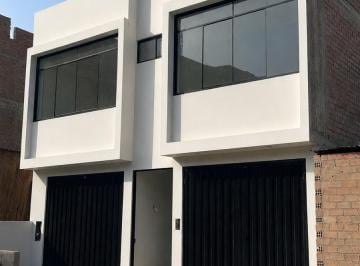 Casa de 8 habitaciones, Lima · Casa Multifuncional en Venta – Portada de Manchay II, Las Mercedes