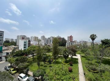 Departamento · 75m² · 3 Dormitorios · Alquiler Departamento 03 Dorm., Frente a Parque, Piso 5 - Urb. Los Sauces - Surquillo