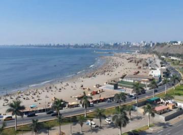 Departamento de 2 habitaciones, Lima · Lindo Dpto 2 Dorm. 2do Piso V/mar Amplia Sala Comedor 2 Baños Us$167,000 Negociable