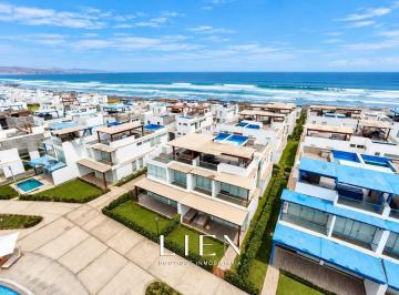Casa · 220m² · 5 Dormitorios · 2 Estacionamientos · Casas de Playa de Estreno en Asia Km. 107