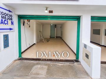 Local comercial · 30m² · Alquiler Local Comercial en La Mejor Esquina Comercial de Salamanca Ate