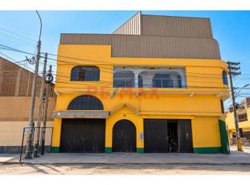 Local comercial , Lima · - Local Comercial en Venta en Plena Panamericana Norte | 1,900 m² Construidos | Puente Piedra