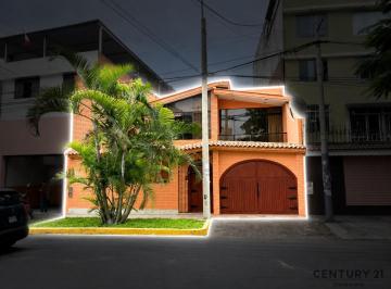 Local comercial · 324m² · Local Comercial en Venta en Matellini |11 m de Frente | a Pasos del Metropolitano