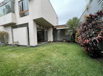 Casa · 279m² · 4 Dormitorios · 2 Estacionamientos · Alquiler de Casa en Condominio, 4 Dorm., Sol de La Molina