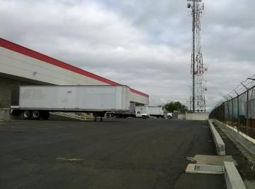 Bodega comercial , El Marqués · Bodega en Renta 630 m² Parque Bernardo Quintana Queretaro.