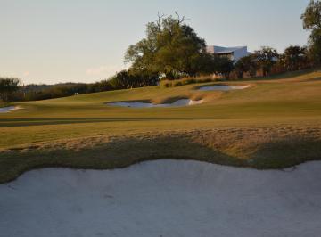 VISTA AL FAIRWAY · Venta de Terreno Amanali, Club de Golf, Tepeji del Rio Ocampo, Hidalgo
