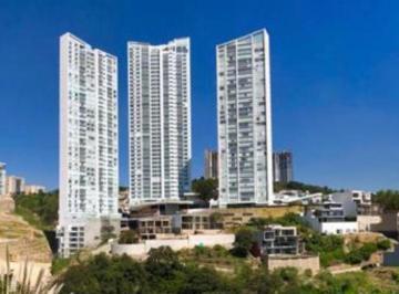 Terreno / Lote de 3 habitaciones, Huixquilucan · Venta de Departamento Bosque Real Towers C