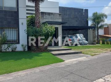 Casa · 700m² · 4 Recámaras · 3 Estacionamientos · Ixtapa Zihuatanejo Casa en Venta - (4)
