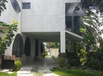 Casa · 826m² · 6 Recámaras · Casa en Venta - 4
