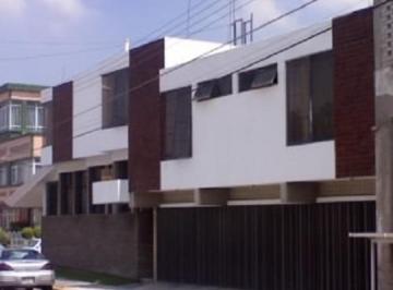 Casa · 800m² · 6 Recámaras · 4 Estacionamientos · Residencia Estilo Morisco - (4)