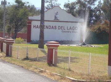 Terreno / Lote , Ixtlahuacán de los Membrillos · Terreno en Hacienda del Lago, Municipio de Ixtlahuacan de Los Membrillos