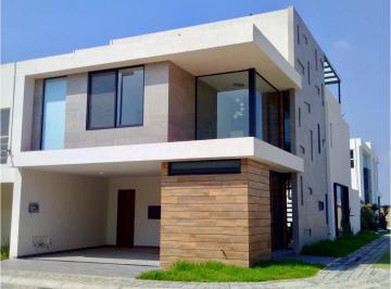 Casa en condominio de 3 habitaciones, San Andrés Cholula · Casa en Renta en Esquina en Lomas de Angelópolis, Zona Azul