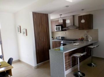 Casa · 120m² · 3 Recámaras · 1 Estacionamiento · Condominio con Alberca, Gimnasio, Cancha de Tenis, de Fut - 7 y Mas.