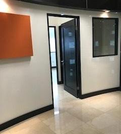 Oficina , Monterrey · Renta de Consultorios Equipados en El Centro Medico Ave