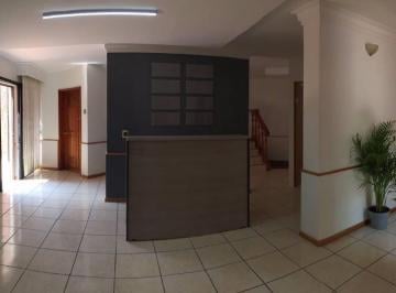 Oficina de 8 habitaciones, Guadalajara · Oficinas en Renta en Arboledas