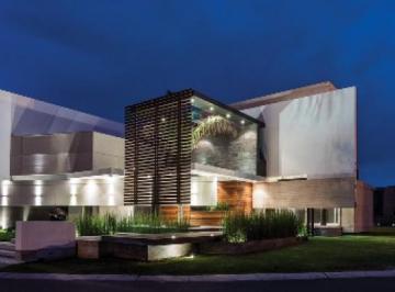Casa en condominio · 924m² · 4 Recámaras · 4 Estacionamientos · Casa en Venta El Campanario Queretaro Rcv - Ae - (4)