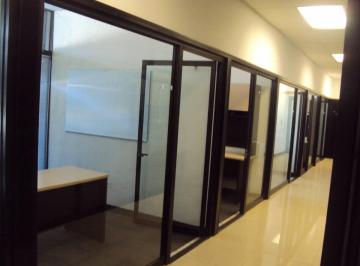 Oficina , San Pedro Garza García · Renta de Inmueble de 10,390 m Oficinas y Estacionamiento