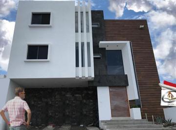 Casa de 3 habitaciones, El Marqués · Preciosa Casa de Lujo en Zibata, Doble Altura, 3 Niveles, Roof Garden! - 222 m²
