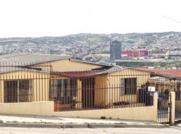 Terreno / Lote , Tijuana · Se Vende Terreno con Tres Viviendas