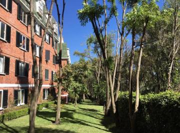 Departamento de 3 habitaciones, Tlalpan · Venta Pedregal 2 3 Recamaras 2 Baños y Jardines.