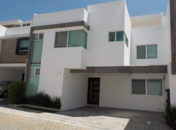 Casa de 3 habitaciones, San Andrés Cholula · Bonita Casa en Renta en Zona Azul