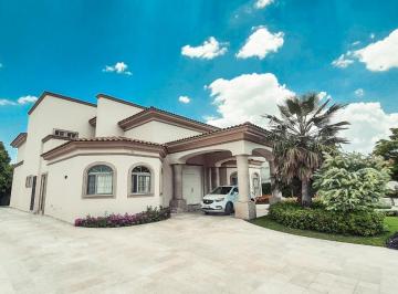 Casa de 4 habitaciones, Querétaro · Residencia en Venta en El Campanario Club de Golf