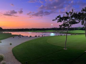 Terreno / Lote · 455m² · Terrenos en Venta en Privada de Lujo con Campo de Golf, Mérida Yucatán - (4)
