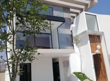 Casa de 3 habitaciones, San Andrés Cholula · Bonita Casa en Renta en Lomas de Angelópolis