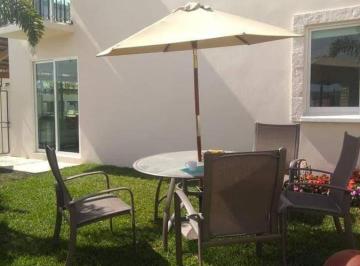 Casa en condominio de 3 habitaciones, Xochitepec · Casa Nueva con Alberca, 3 Recamaras, Terazza (Preventa)
