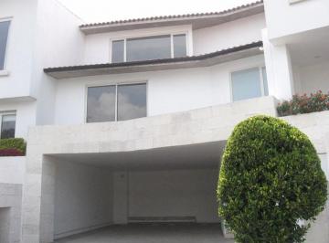 Casa · 470m² · 4 Recámaras · Estrene Residencia