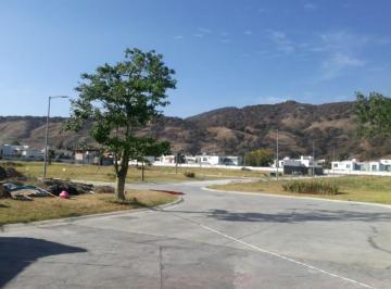 Terreno / Lote , Tlajomulco de Zúñiga · Terreno en Venta Cerca de Punto Sur, en Priv Santa Anita, Bosques de Santa Anita Oportunidad