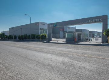 Nave industrial · 914m² · Nave Industrial en Renta en Parque Bernardo Quintana Spartek