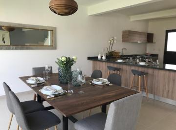 Casa de 3 habitaciones, Corregidora · Hermosas Casa en Condado