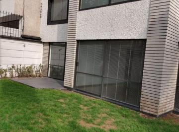 Casa · 450m² · 4 Recámaras · 4 Estacionamientos · Casa - Parques de La Herradura