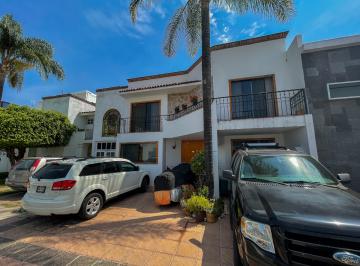 Casa de 3 habitaciones, Zapopan · Casa en Venta en Zapopan, Jalisco, La Castellana