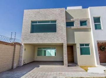 Casa de 4 habitaciones, San Andrés Cholula · Casa Nueva en Renta en Zona Azul Lomas de Angelópolis 2.