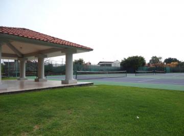 Terreno / Lote · 341m² · 2 Estacionamientos · Terreno Urbano en Club Residencial El Paraíso Jiutepec - Ari - 671 - Tu*