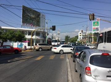 Local comercial , Cuernavaca · Rento Local Planta Alta