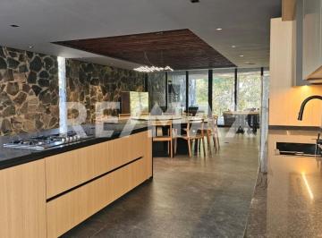 Casa en condominio · 557m² · 4 Recámaras · 2 Estacionamientos · Casas en Venta en Condominio - (4)