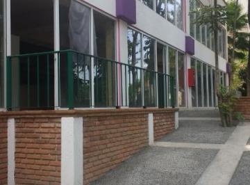 Local comercial · 800m² · Uso Comercial