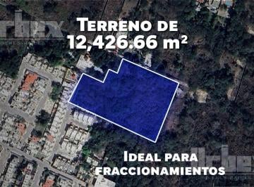 Terreno / Lote · 12426m² · Se Vende Terreno en Av Benito Juarez, Campeche