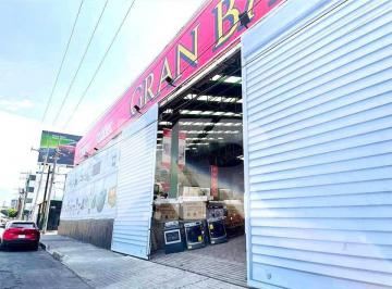 Bodega comercial de 3 habitaciones, Cuernavaca · Venta de Oportunidad $ Bodega Comercial con 2,470 m² de Contrucción en 2,000 m² de Terreno