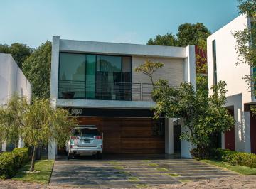 Casa de 3 habitaciones, Zapopan · Residencia de Lujo en Arauca 1 – Zona Real, Zapopan