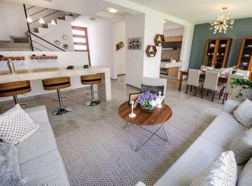 Casa de 3 habitaciones, El Marqués · Casa con Baño en Cada Recamara