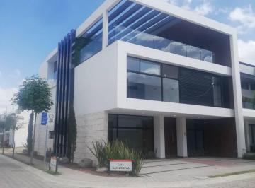 Casa de 5 habitaciones, San Andrés Cholula · Espectacular Casa en Venta en Lomas de Angelópolis en Esquina
