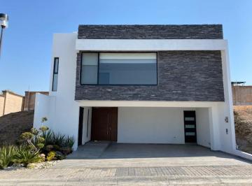 Casa en condominio de 3 habitaciones, San Andrés Cholula · Casa Amplia en Renta en Lomas de Angelópolis II