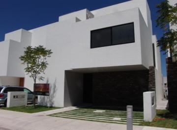 Casa de 4 habitaciones, Corregidora · Hermosa Residencia, Cañadas del Lago, 4 Recs, 4 Baños, Roof Garden, Jardín, Lujo