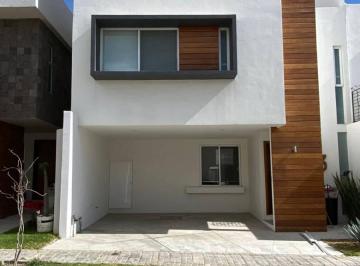 Casa de 3 habitaciones, San Andrés Cholula · Bonita Casa en Renta en Lomas de Angelópolis Cascatta