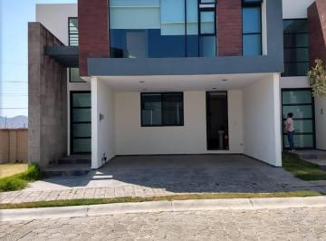 Casa de 3 habitaciones, San Andrés Cholula · Bonita Casa en Renta en Lomas de Angelópolis 2